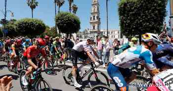LIVE Giro d’Italia | Grote kopgroep pakt vier minuten voorsprong op favorieten