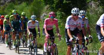 LIVE Giro d’Italia | Jan Tratnik begint solo aan slotklim: toch nieuw succes voor geteisterd Visma?