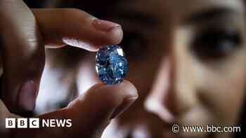 UK mining giant to offload De Beers diamond business