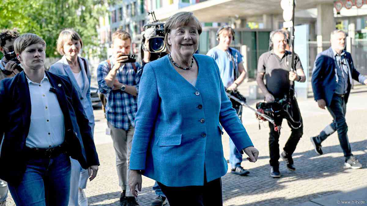 Merkels Memoiren: Wirklich "eine der bedeutendsten Staatenlenkerinnen unserer Zeit"?