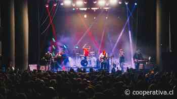 Pavement concretó su esperado debut en Chile tras 30 años