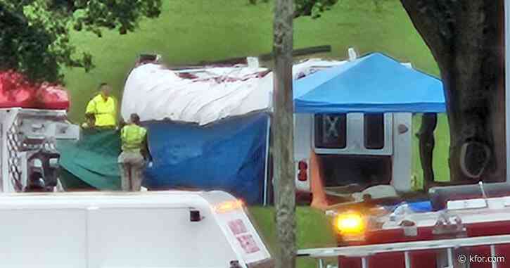 8 dead, dozens hospitalized after migrant work bus crashes on Florida highway