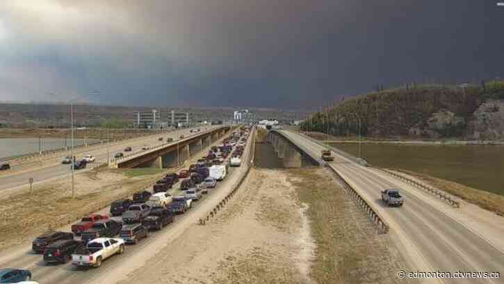 'Most of the city is evacuating': Gridlock on Alberta highway after evacuation order in Fort McMurray