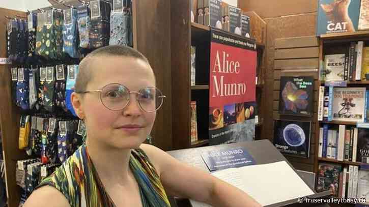 Author Alice Munro’s death ‘bittersweet’ at Victoria bookstore that carries her name