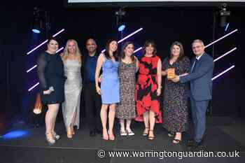 Warrington Hospital neonatal team win prestigious award