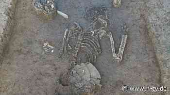 "Eine Art früher Bürgermeister": Jahrtausendealtes Skelett in Bayern ausgegraben