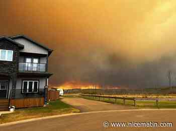 Un feu de forêt menace une ville pétrolière de l'ouest du Canada, de nouvelles évacuations en cours