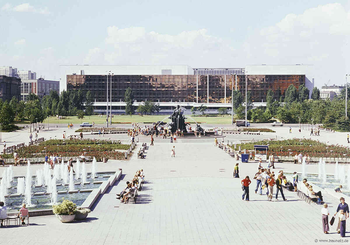 Der Palast im Forum
 - Ausstellung in Berlin