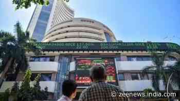 Sensex Slumps 117 Points, Nifty Holds 22,200 Amid Profit Booking