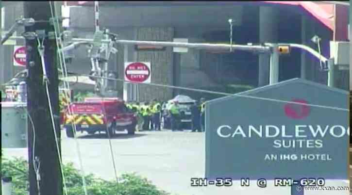 1 dead after Amtrak train struck SUV in Round Rock