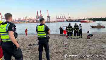 Hubschrauber kreist über Elbe – Segelboot löst Großalarm aus