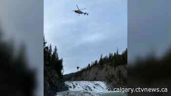 Man rescued from popular Banff viewpoint after falling from ledge