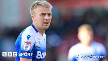 Gillingham put Lapslie and Malone up for transfer