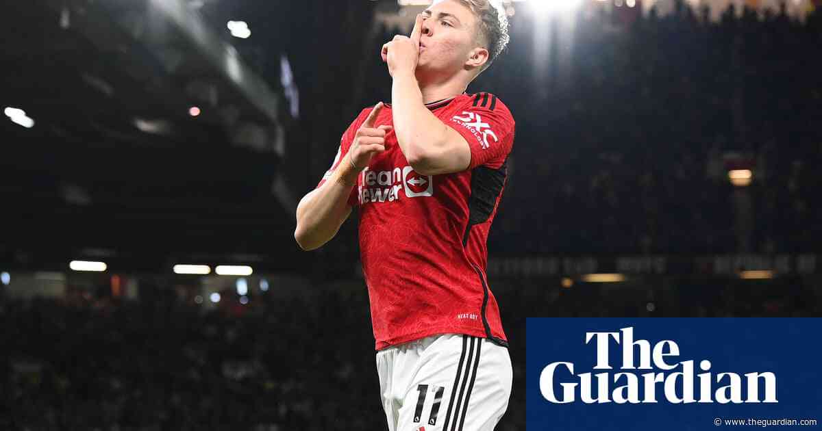 Højlund strikes late as Manchester United beat Newcastle to boost Ten Hag