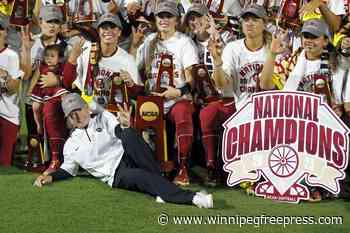 Oklahoma begins quest for unprecedented 4th straight softball title at regionals