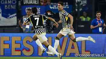 Dusan Vlahovic anotó el gol de título para Juventus ante Atalanta en la Copa Italia