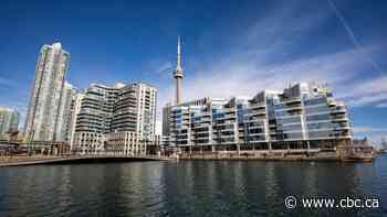 Floating patios, bike valets, more nightlife could revitalize Toronto waterfront: report