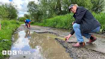 Villagers fear being cut off due to huge pothole