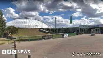 Teenagers spotted trespassing on leisure centre roof