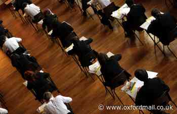 Oxfordshire school leavers choosing study over work