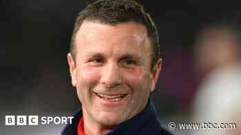 Hull KR coach Peters signs new four-year deal