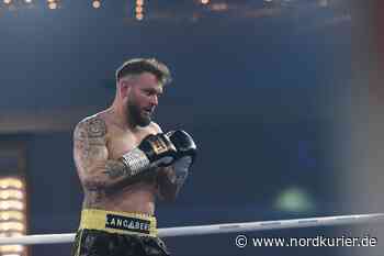 Schwergewichtsboxer Felix Langberg aus Rostock steigt wieder in den Ring