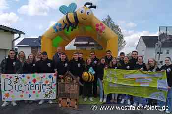 KLJB Marienmünster-Altenbergen feiert Bienenfest