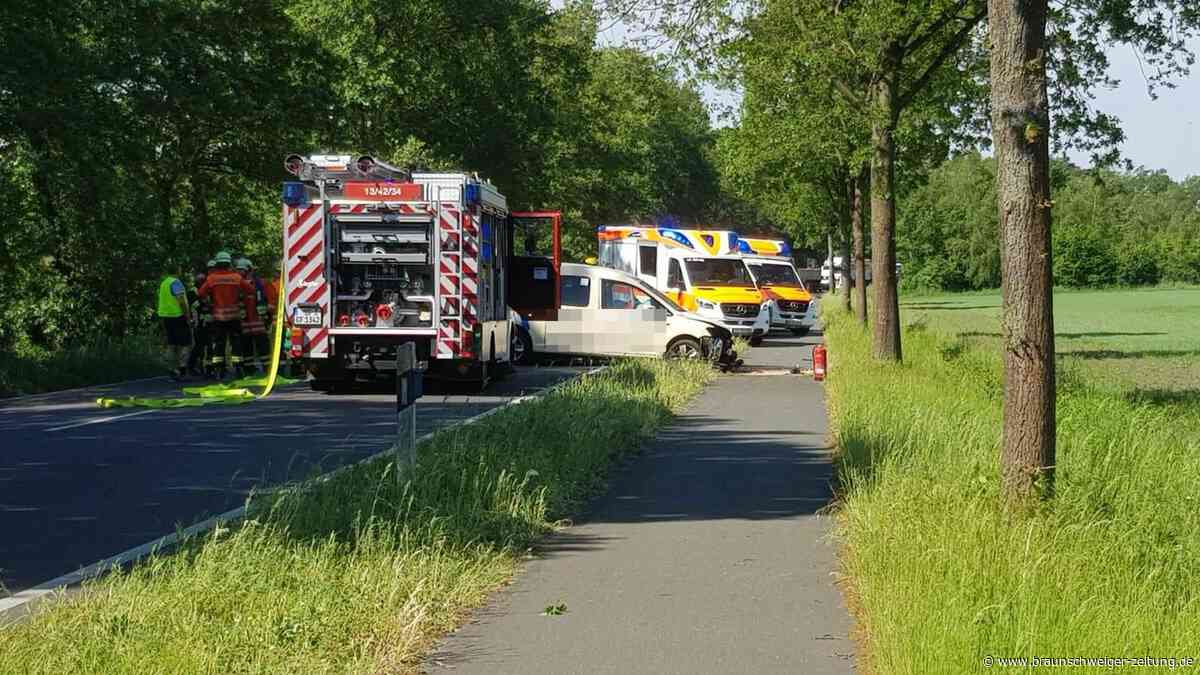 Crash bei Dragenkreuzung im Kreis Gifhorn: B 188 gesperrt