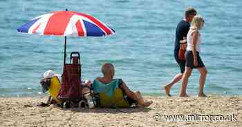 Met Office issues official verdict on rumours of heatwave with temperatures 'soaring into high 20s'