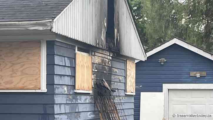 Chilliwack firefighters respond to suspicious fire at abandoned home Thursday morning