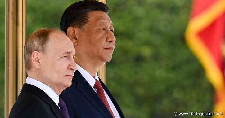 Xi parla a Putin da “fratello maggiore”: “In Ucraina serve una soluzione politica”. Usa: “Pechino non può legare sia con l’Ue sia con la Russia”