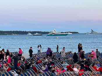 Il ne passe pas inaperçu avec sa coque bleu turquoise, quel est ce yacht qui se balade dans la baie de Cannes durant le Festival?