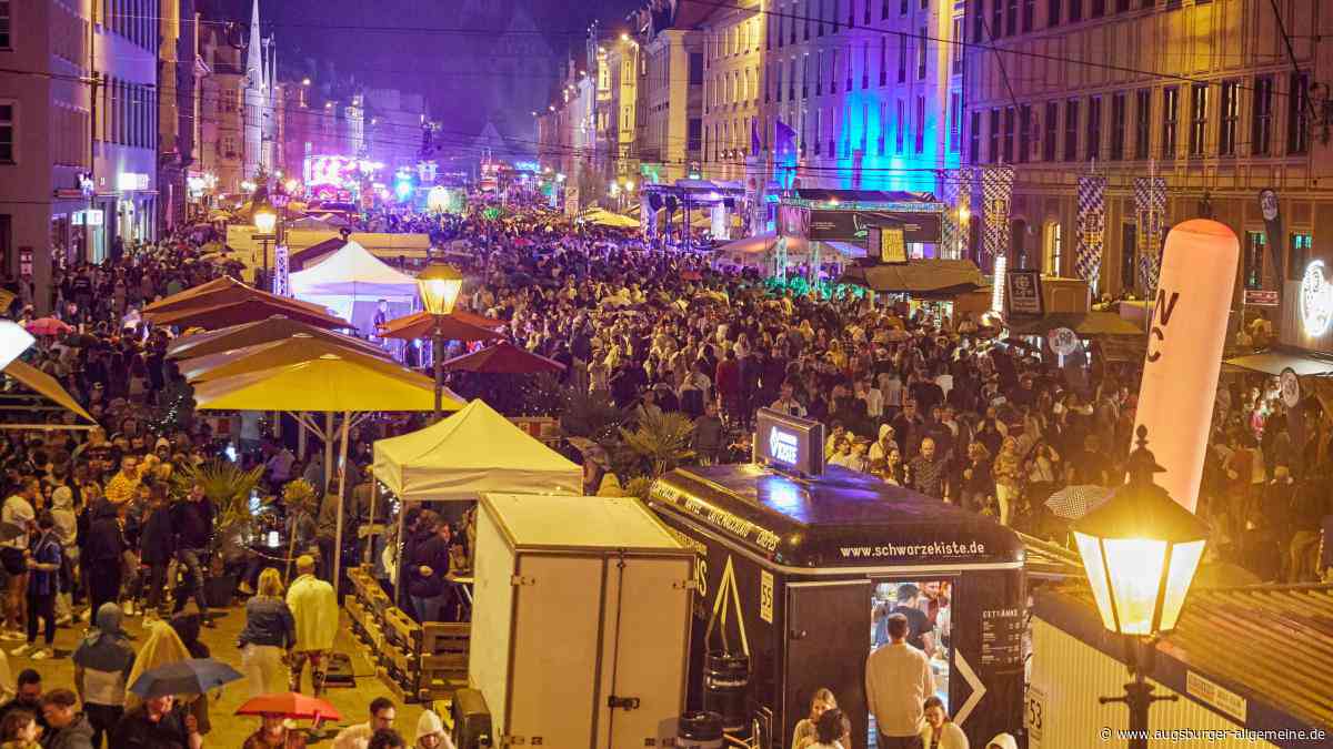 Stadtsommer in Augsburg: Stadtfest, La Strada und Festivals