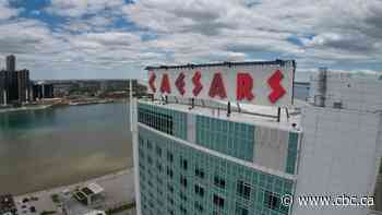 Canadian border city casino marks 30 years