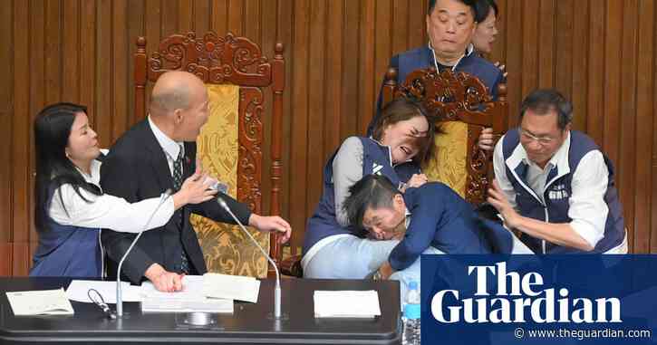Fight breaks out in Taiwanese parliament over chamber reforms – video