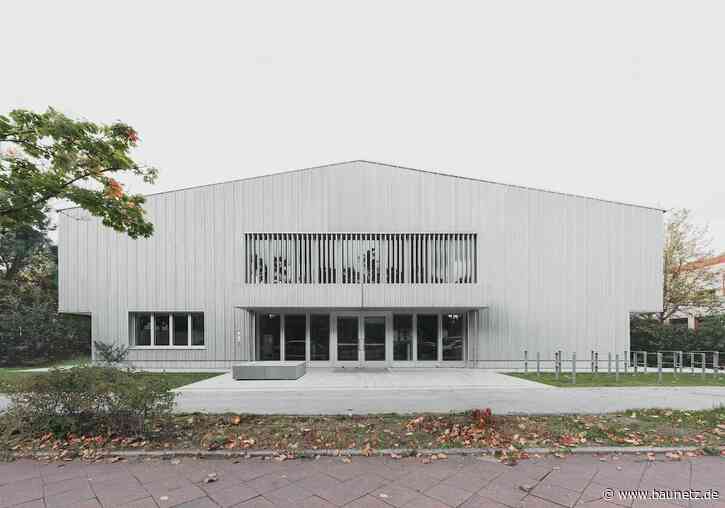 Variationen in Grau
 - Jugendclub in Berlin von AFF Architekten