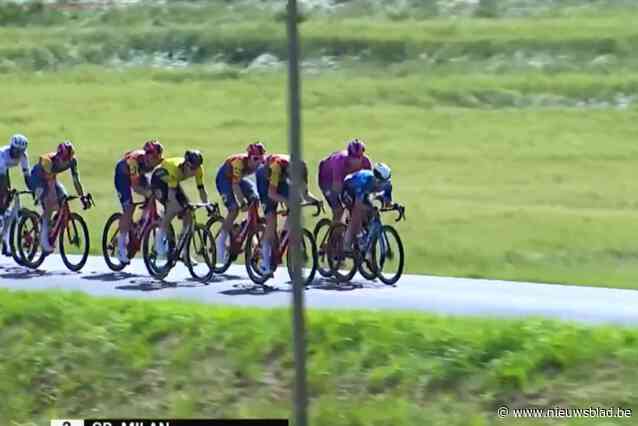 VIDEO. In waaiers rijden werd zelden zo mooi in beeld gebracht: Giro-peloton deze keer in het rood door putsch van INEOS
