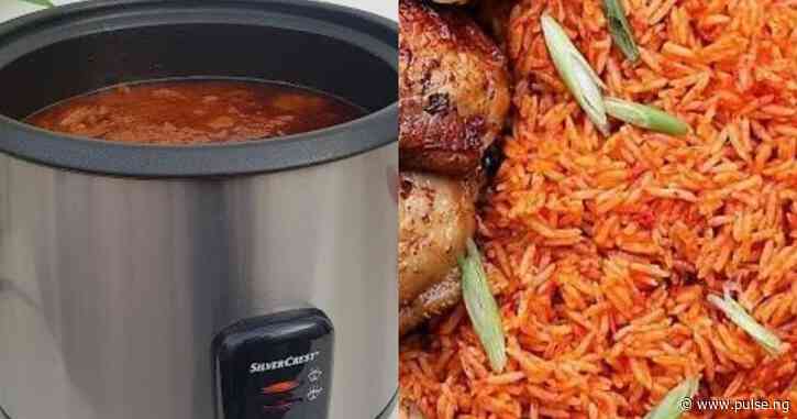 How to cook jollof in your rice cooker