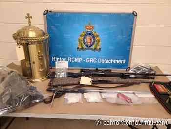 Hinton man facing 19 charges after police seize firearms, drugs and stolen property
