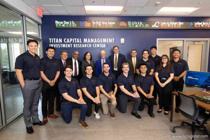 CSUF’s Investment Research Center: Just like Wall Street