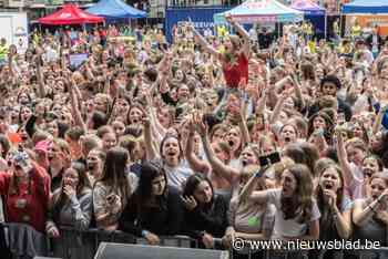 Leerlingen VISO genieten van festival op Polenplein