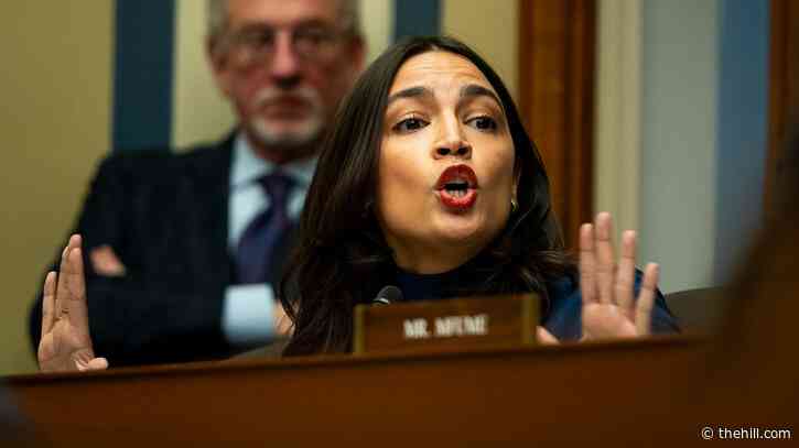 Ocasio-Cortez hits back at Fetterman: 'I stand up to bullies'
