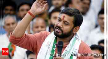 Congress's Kanhaiya Kumar assaulted while campaigning in Delhi
