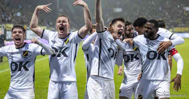 LIVE play-offs | Spelers en supporters Roda JC geknakt, wedstrijd voor tweede keer hervat
