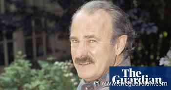 Dabney Coleman, actor who starred in 9 to 5 and Tootsie, dies aged 92