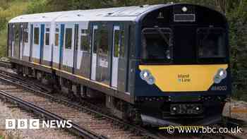 Broken-down train halts island rail services
