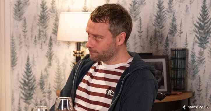 Life changes forever as dying Paul undergoes tragic operation in Coronation Street