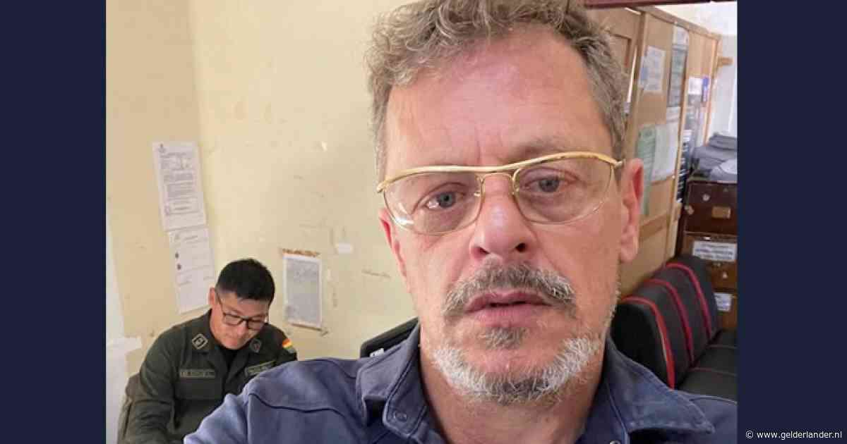 Nederlandse schrijver gearresteerd in Bolivia nadat hij op bezoek gaat bij zijn twee zoons