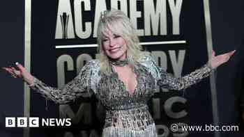 Dolly Parton 'tickled pink' about Welsh roots