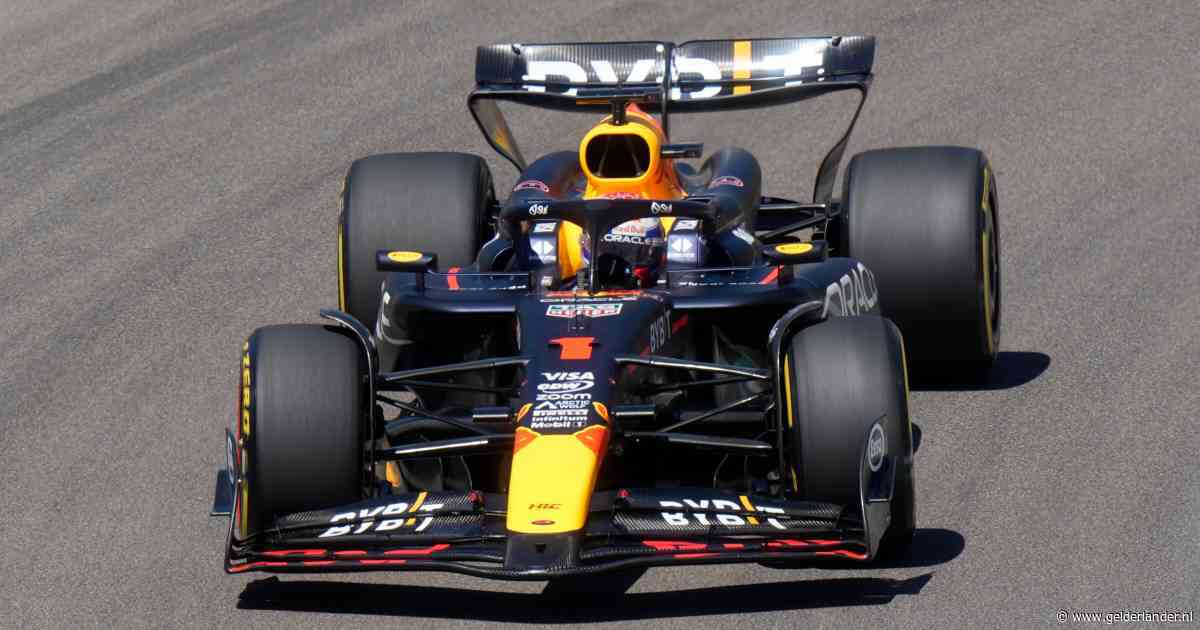 LIVE Formule 1 | Verstappen heeft alleen Ferrari's voor zich in slottraining, Alonso crasht